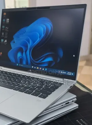 New Laptop HP EliteBook 840 G10 16GB Intel Core i7 SSD 512GB