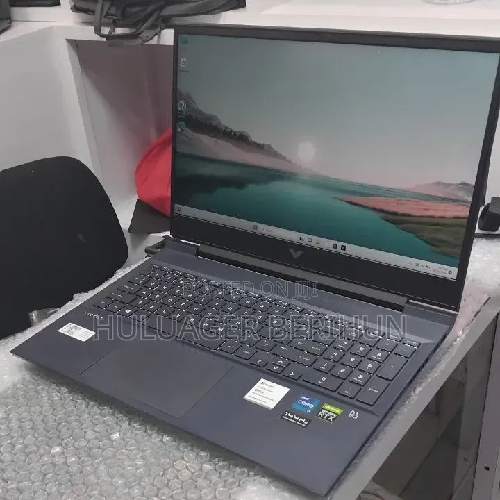 New Laptop HP Victus 16 16GB Intel Core i7 SSD 512GB