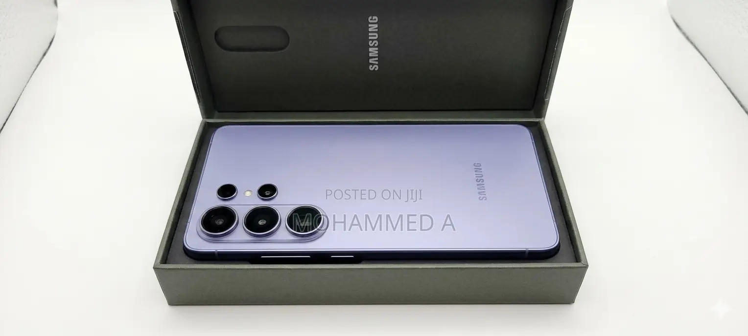 New Samsung Galaxy s26 256 GB Purple