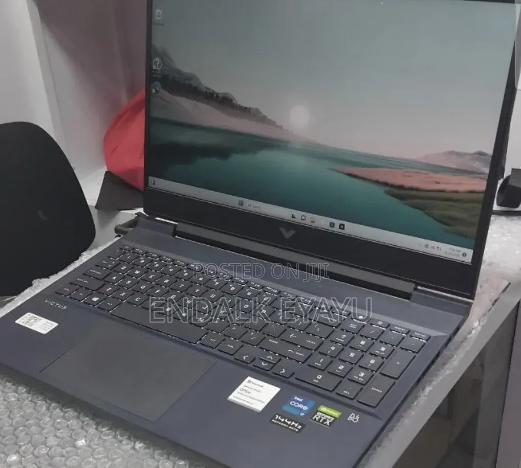 New Laptop HP Victus 16 16GB Intel Core i7 SSD 512GB