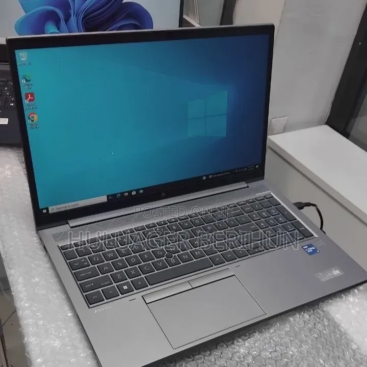 New Laptop HP 15 16GB Intel Core i7 SSD 512GB