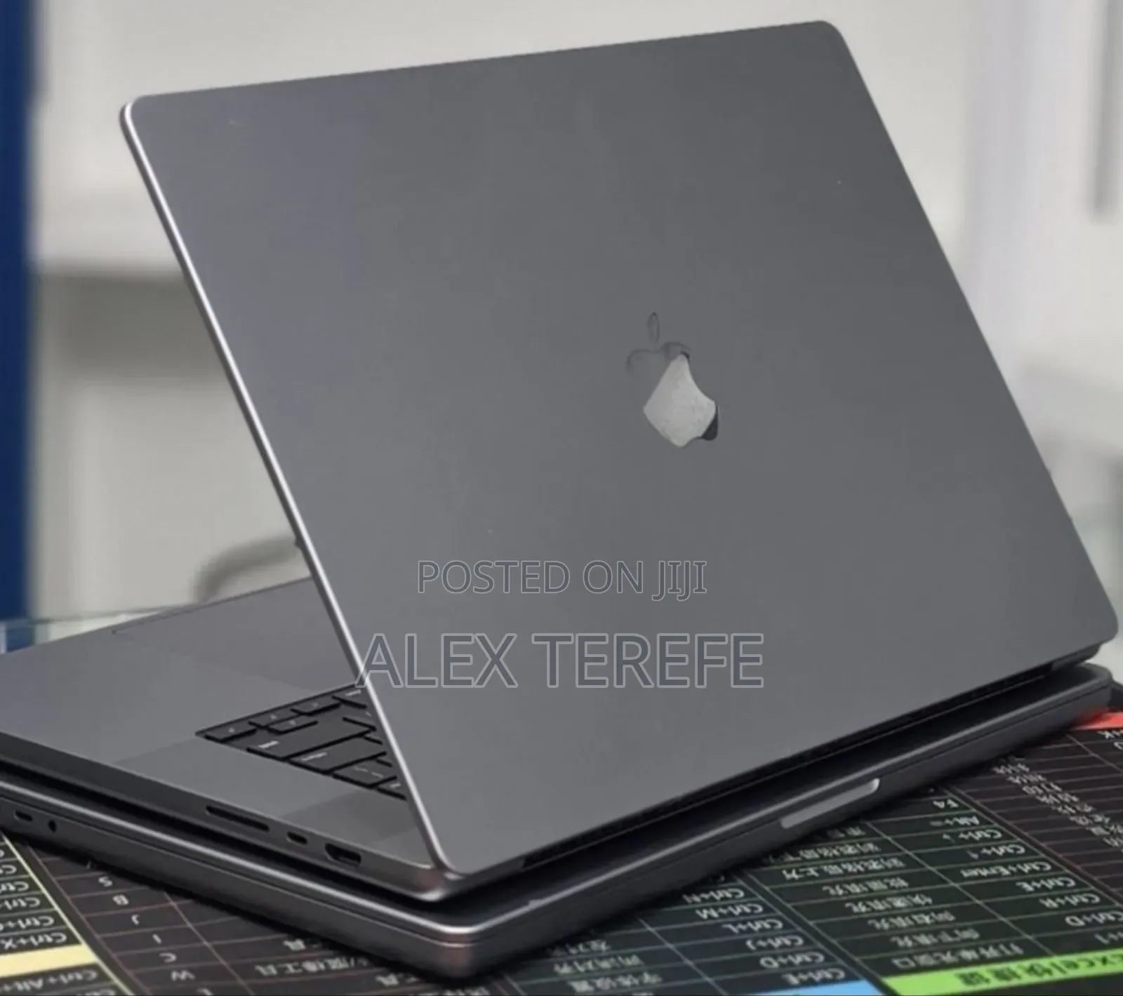 New Laptop Apple MacBook Pro 2021 M1 Max 32GB Apple M1 Max SSD 1T