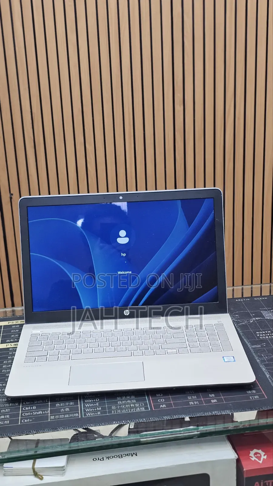 New Laptop HP Pavilion 15 8GB Intel Core i5 SSD 1T