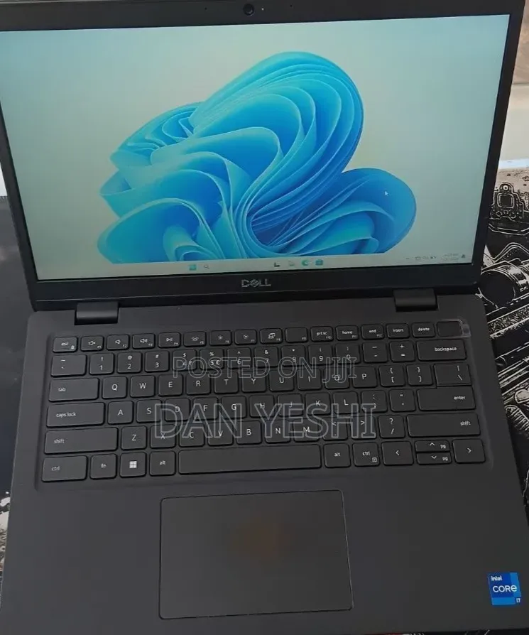 New Laptop Dell 16GB Intel Core i7 SSD 512GB