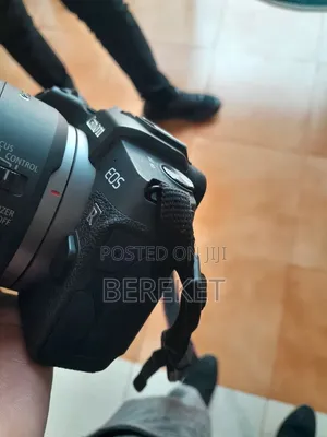 Canon RP and Godox Indoor Spot