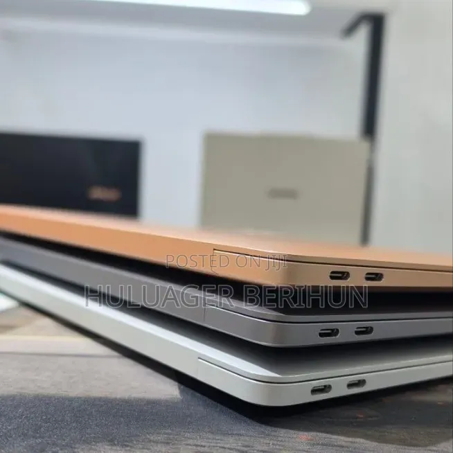 New Laptop Apple MacBook Air 2020 M1 8GB Apple M1 SSD 256GB
