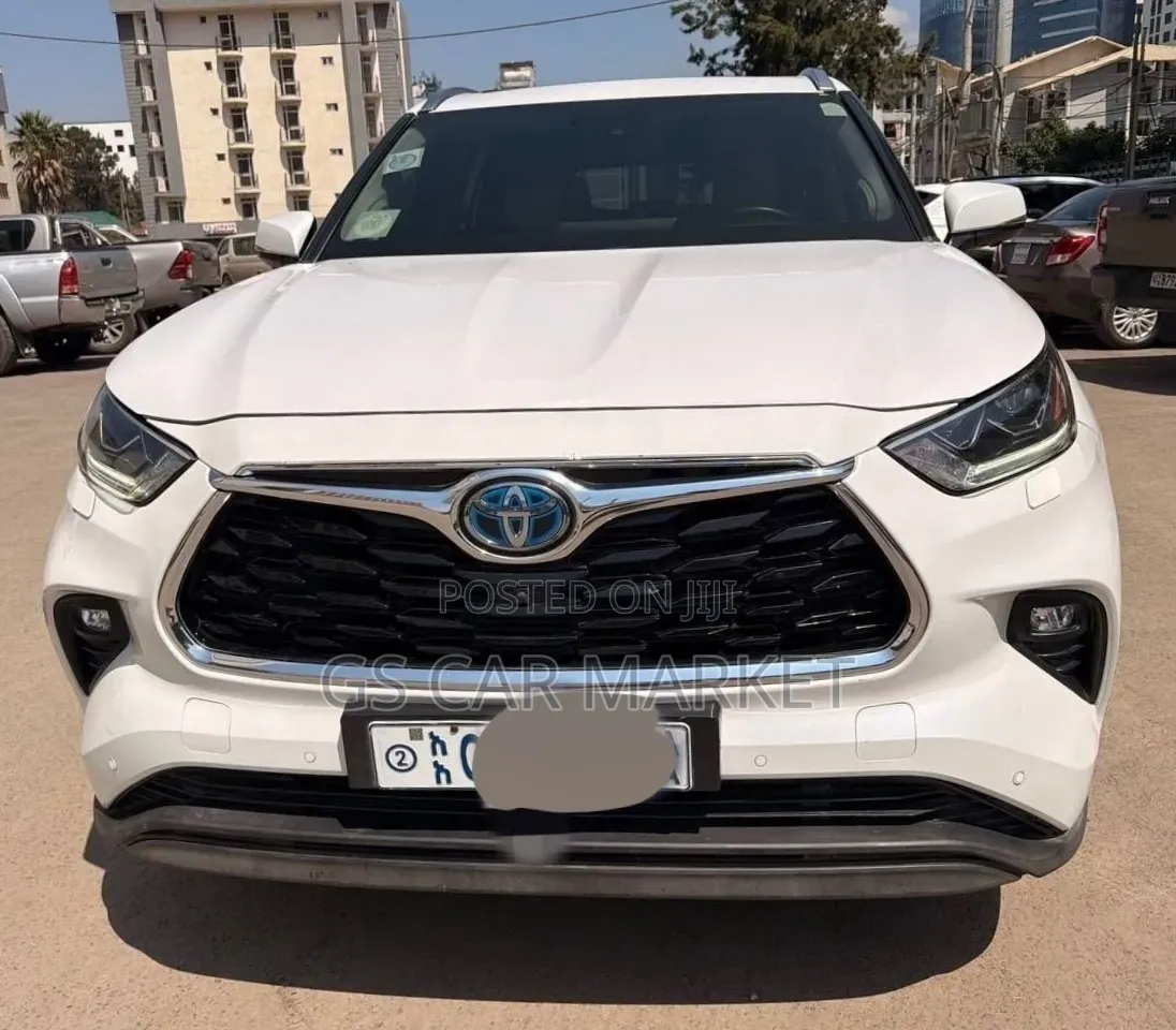 Toyota Highlander 2023 White