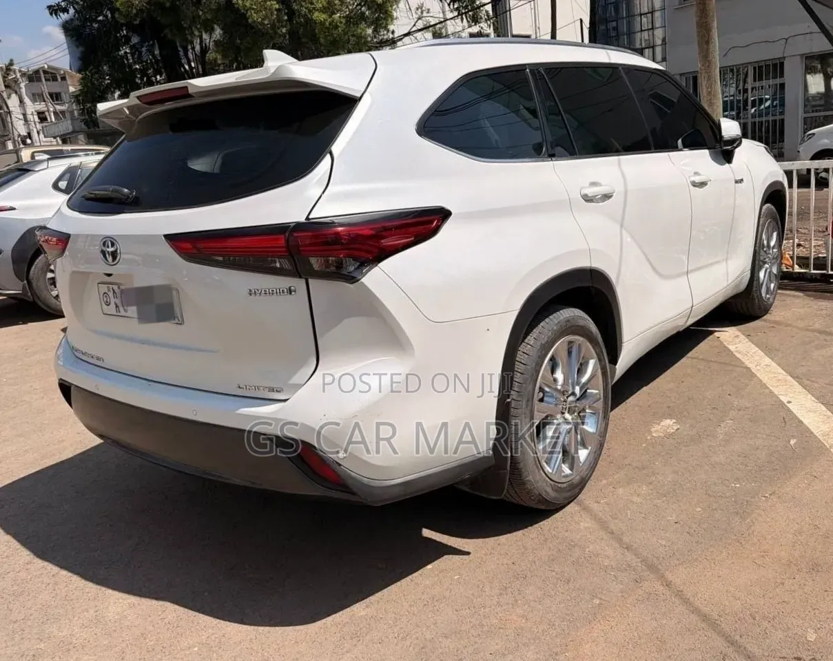 Toyota Highlander 2023 White