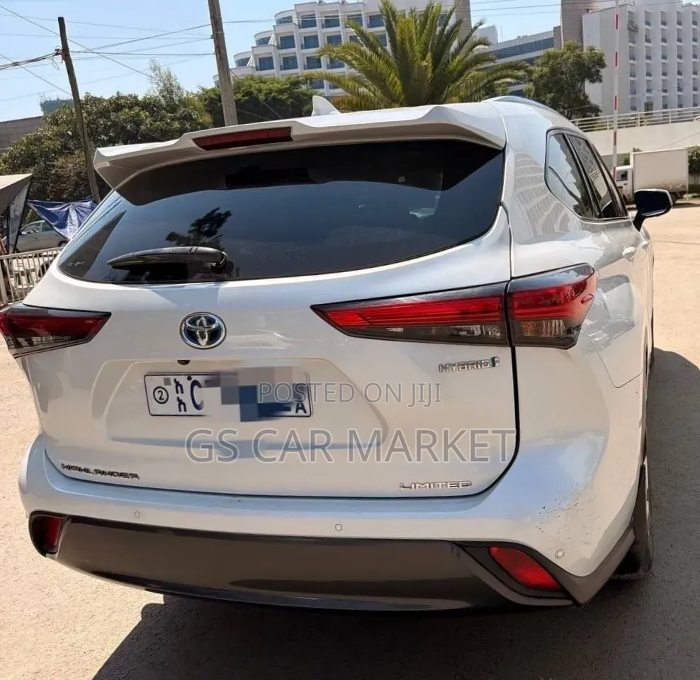 Toyota Highlander 2023 White