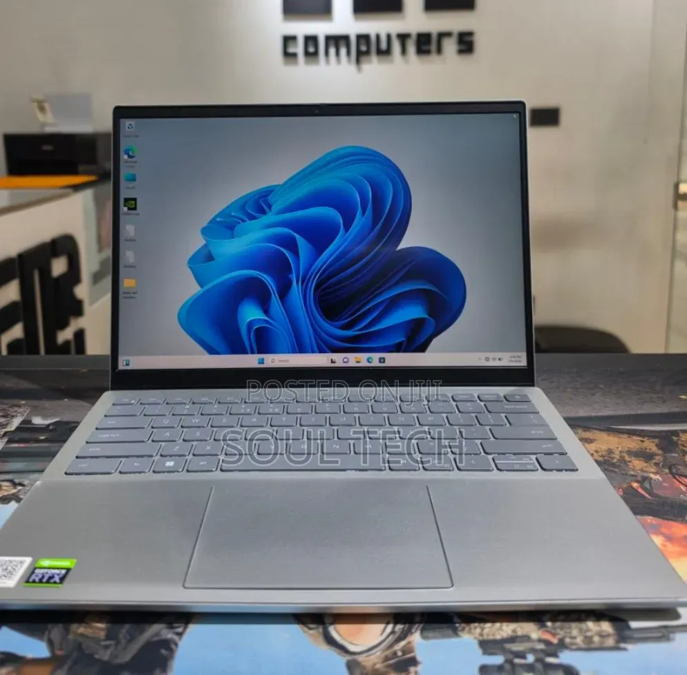 New Laptop Dell Inspiron 14 16GB Intel Core i7 SSD 512GB