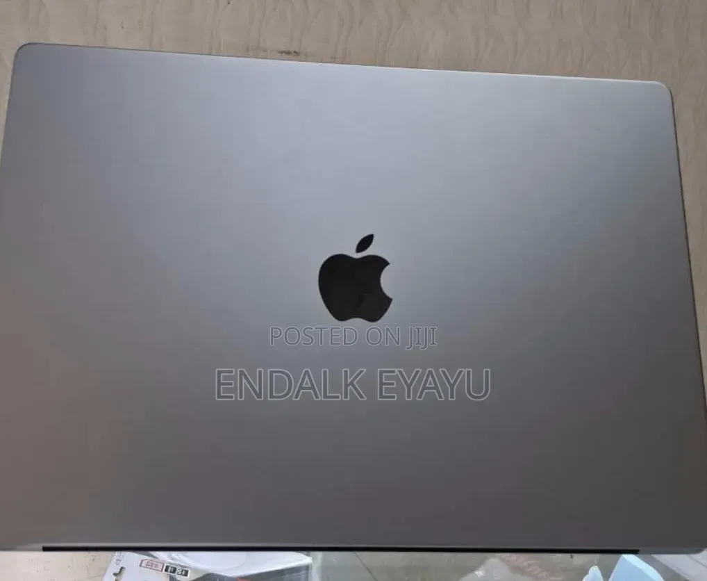 New Laptop Apple MacBook Pro 2021 M1 16GB Apple M1 Pro SSD 1T