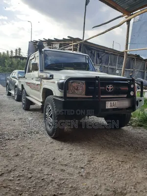 Toyota Land Cruiser 2020 White