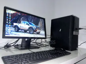 Desktop Computer Dell Optiplex 3040 4GB Intel Core i3 HDD 500GB