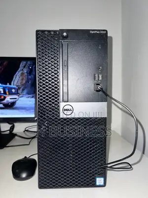 Desktop Computer Dell Optiplex 3040 4GB Intel Core i3 HDD 500GB