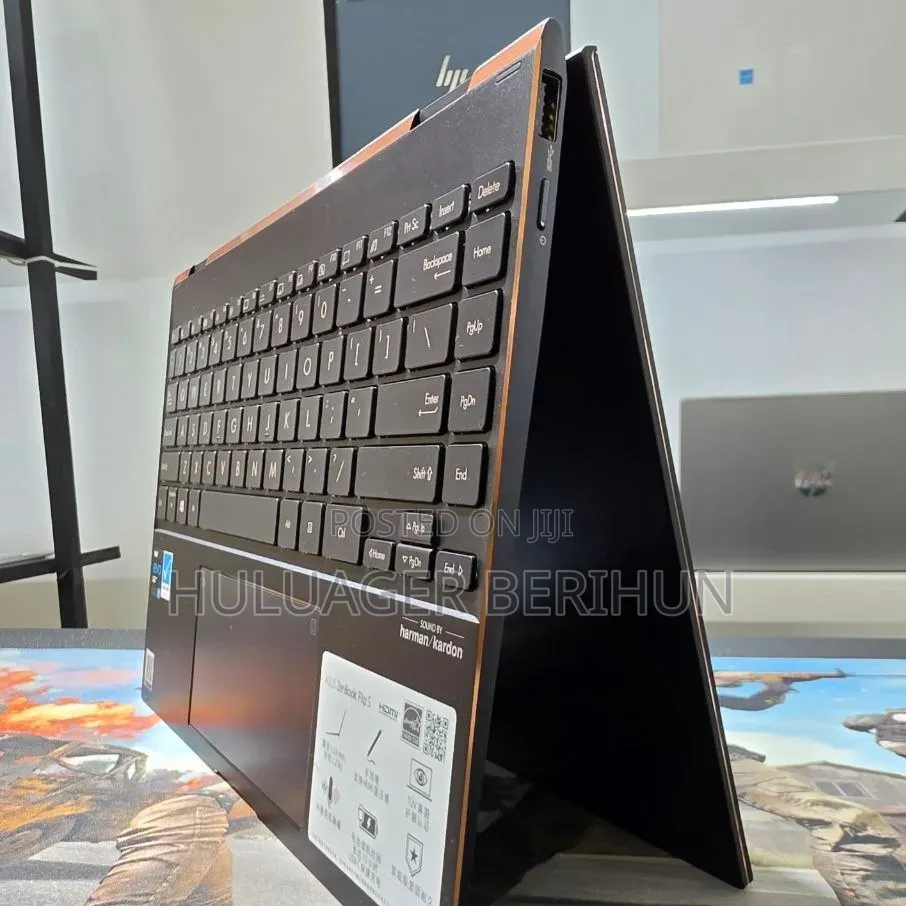 New Laptop Asus Zenbook 14 16GB Intel Core i7 SSD 512GB