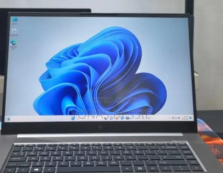 New Laptop HP Zbook Studio G7 32GB Intel Core i7 SSD 512GB