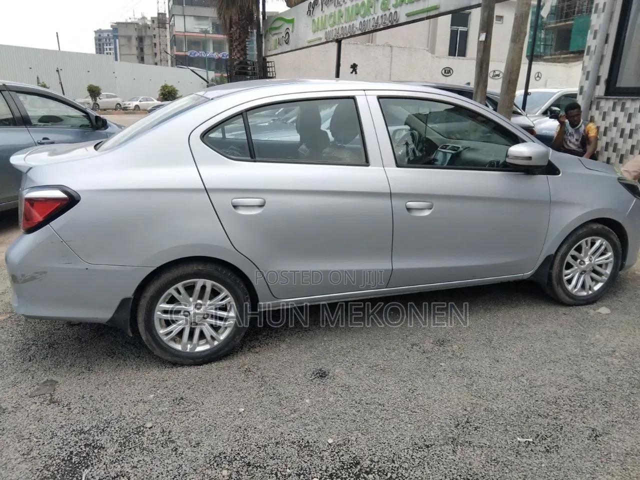 Mitsubishi Attrage 2022 Silver