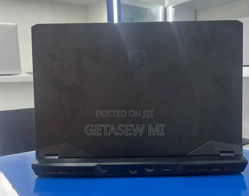 New Laptop MSI GP75 Leopard 16GB Intel Core i7 SSD 1T