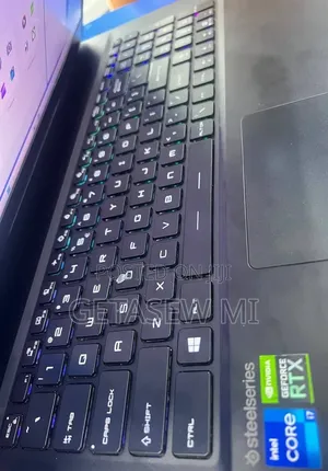 New Laptop MSI GP75 Leopard 16GB Intel Core i7 SSD 1T
