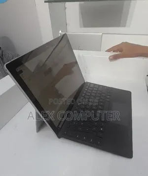 New Laptop Microsoft Surface Pro 8 8GB Intel Core i5 SSD 256GB