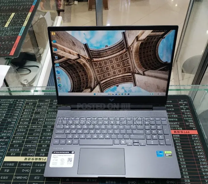 New Laptop HP Victus 15 16GB Intel Core i5 SSD 512GB