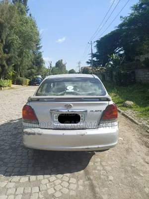 Toyota Platz 2005 Silver