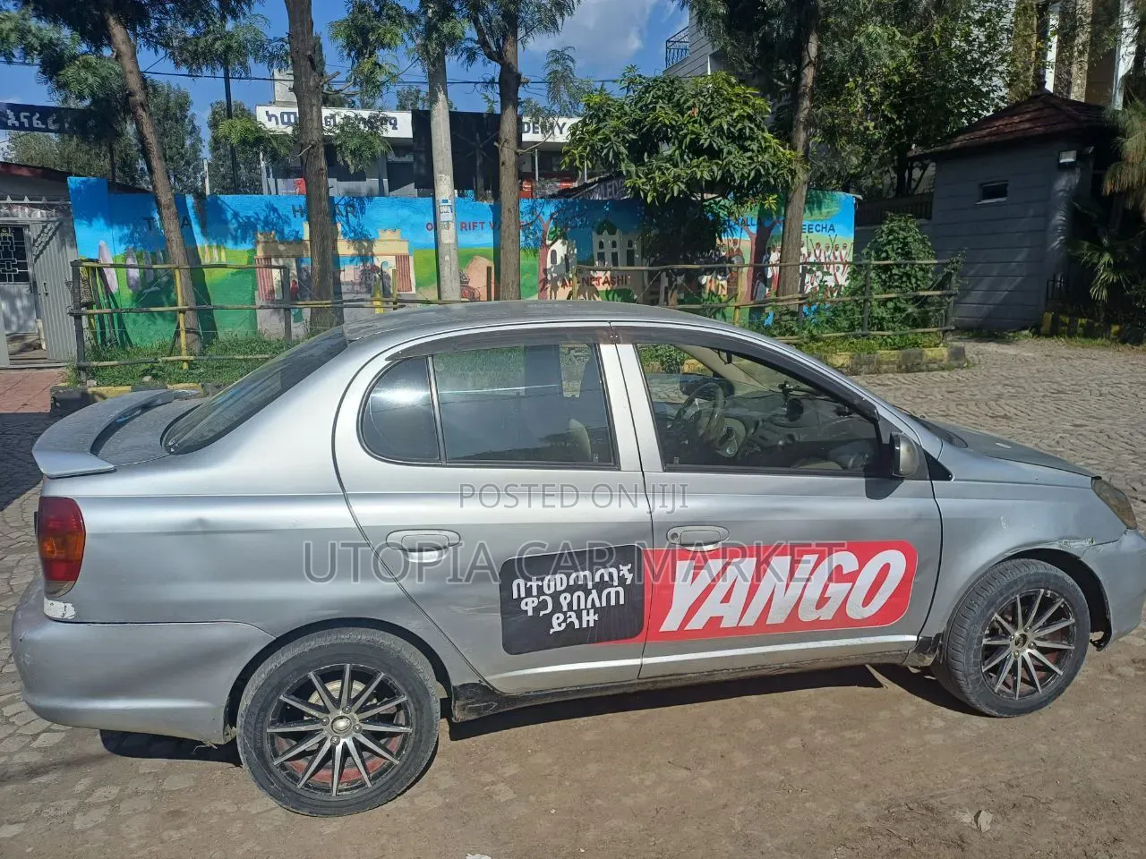 Toyota Platz 2005 Silver