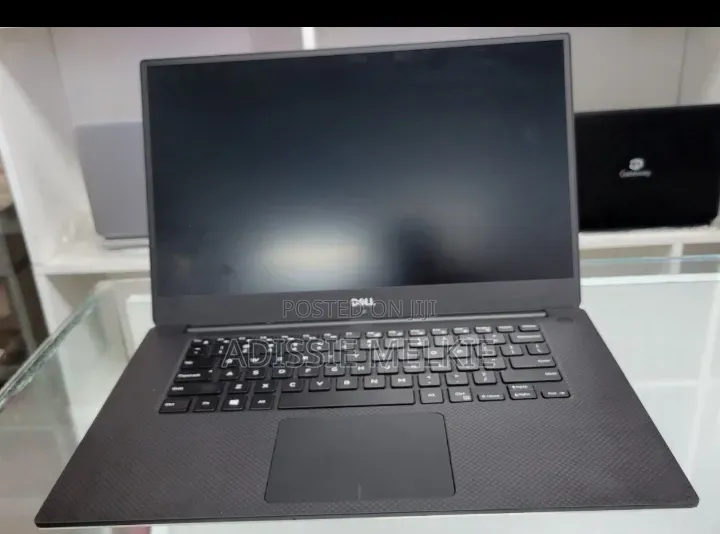 New Laptop Dell Precision 5530 16GB Intel Core i7 SSD 512GB