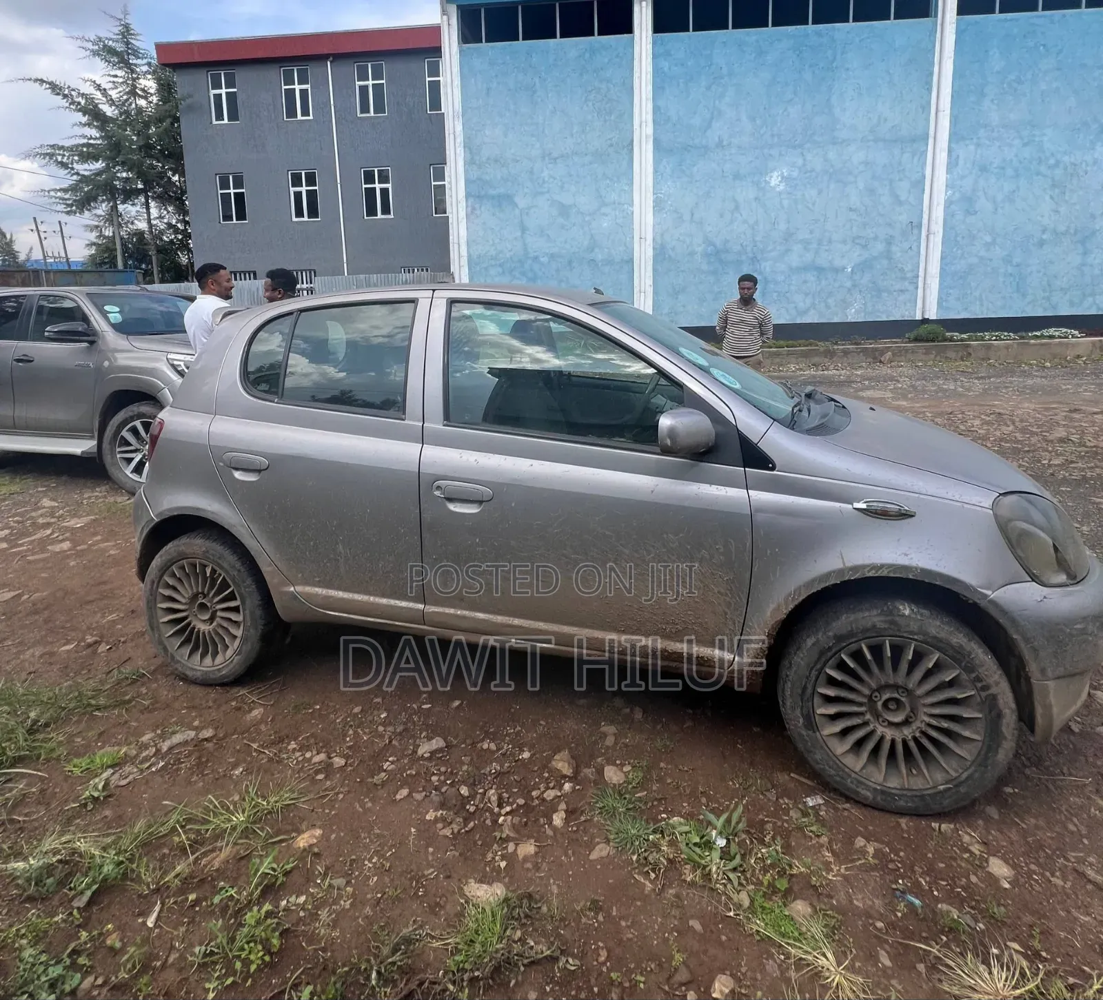 Toyota Vitz 2001 Silver