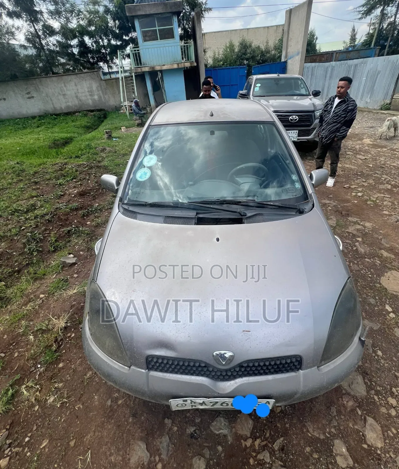 Toyota Vitz 2001 Silver