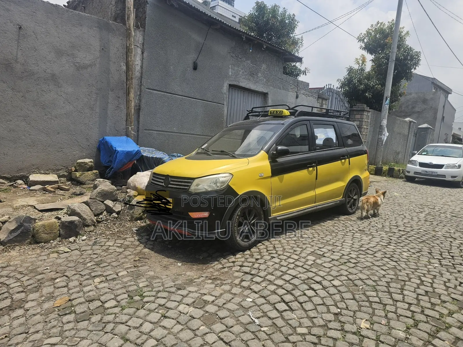 Car 2018 Yellow