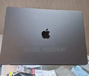 New Laptop Apple MacBook Pro 2021 M1 16GB Apple M1 Pro SSD 1T