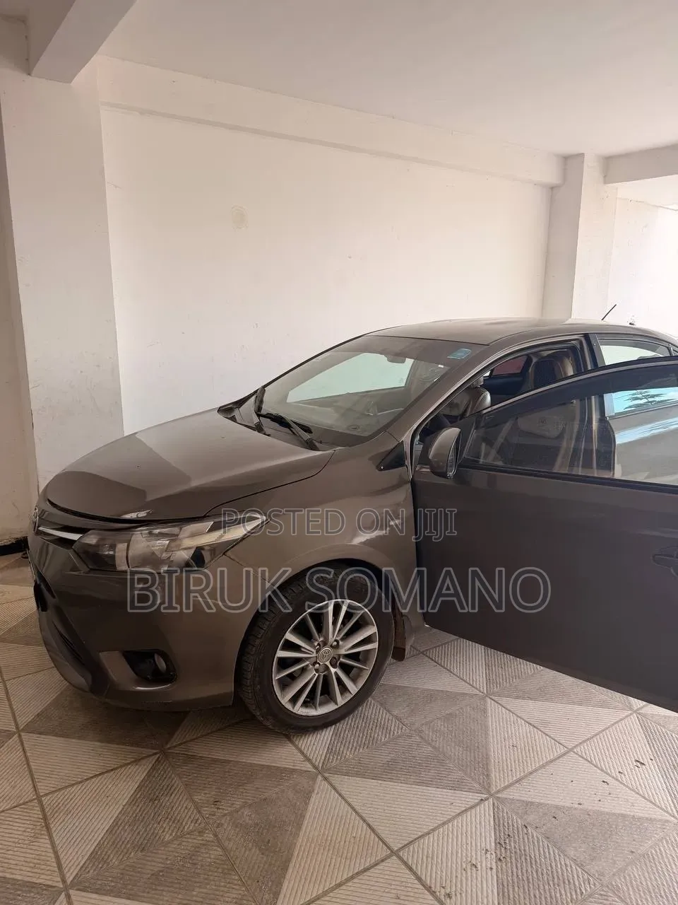 Toyota Yaris 2015