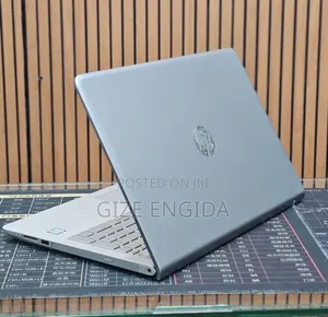 New Laptop HP Pavilion 15 8GB Intel Core i5 HDD 1T