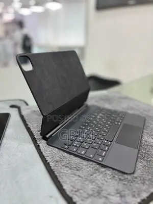 Major Keyboard
