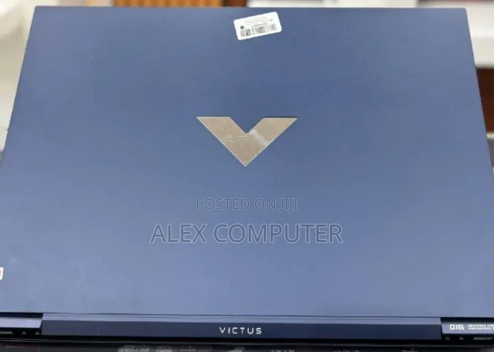 New Laptop HP Victus 16 16GB Intel Core i7 SSD 512GB