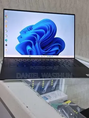 New Laptop Dell XPS 15 16GB Intel Core i7 SSD 512GB