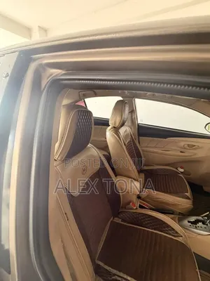 Toyota Yaris 2015 Gray
