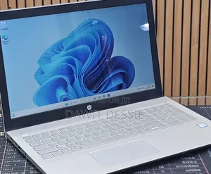 Laptop HP Pavilion 15 8GB Intel Core i5 HDD 1T