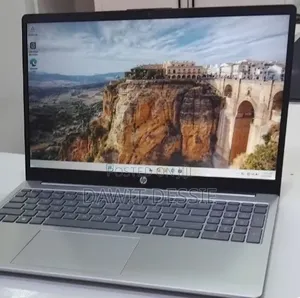 New Laptop HP Stream Notebook 16GB Intel Core i7 SSD 1T