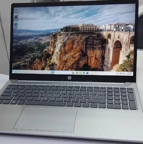 New Laptop HP Stream Notebook 16GB Intel Core i7 SSD 1T