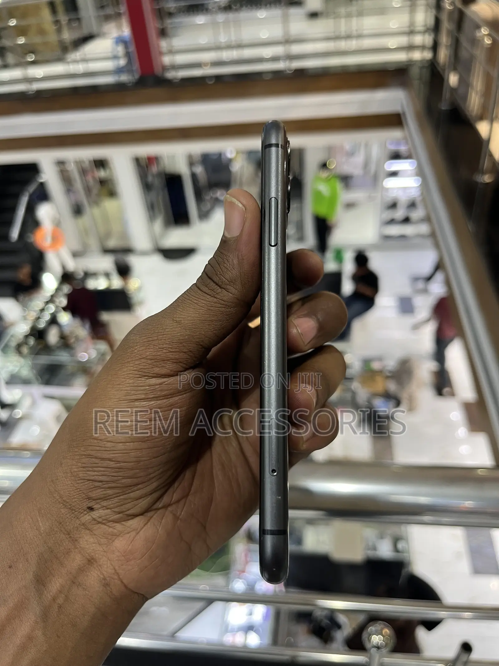 Apple iPhone 11 64 GB Black