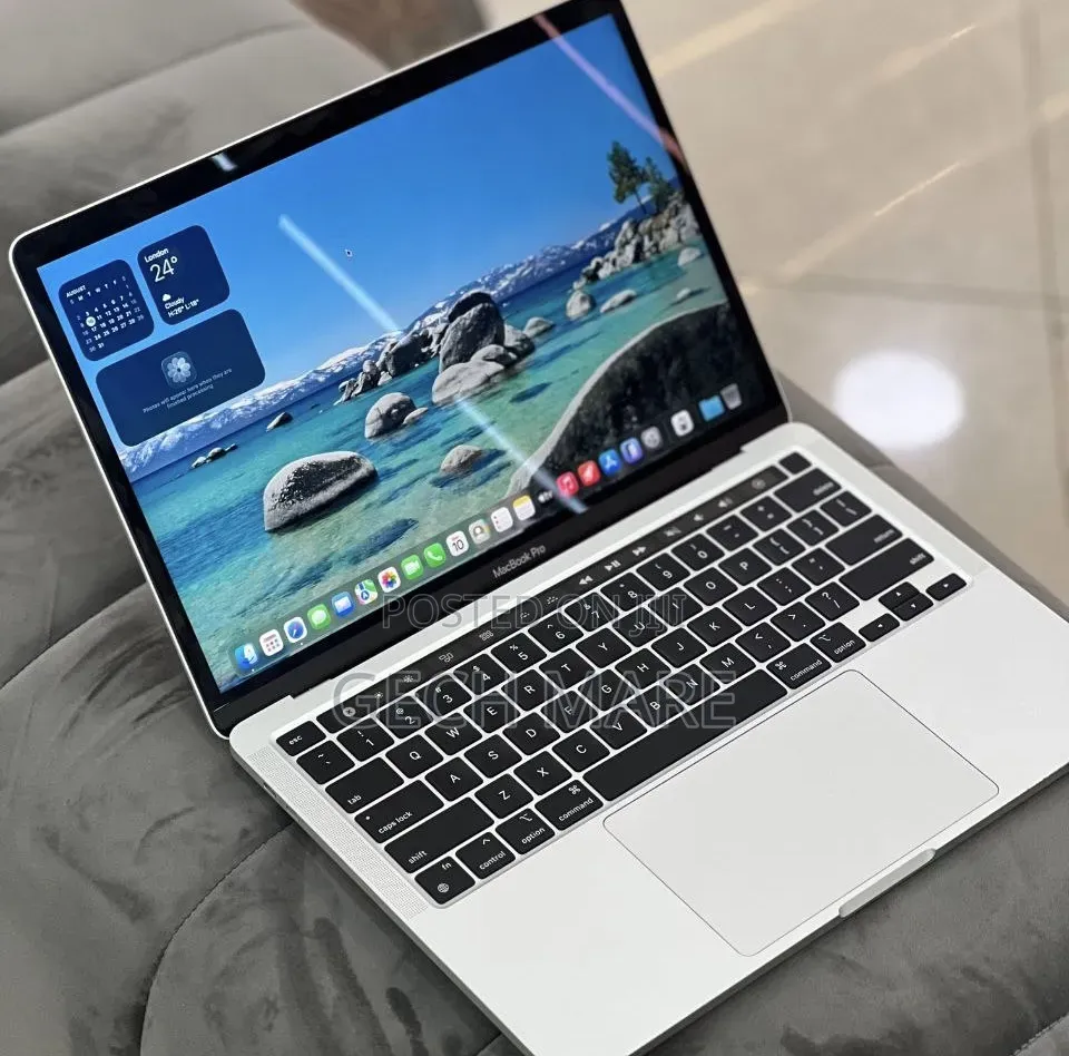 New Laptop Apple MacBook Pro 2022 M2 8GB Apple M2 SSD 512GB