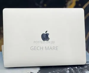 New Laptop Apple MacBook Pro 2022 M2 8GB Apple M2 SSD 512GB