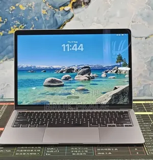 New Laptop Apple MacBook Air 2020 M1 16GB Apple M1 SSD 1T