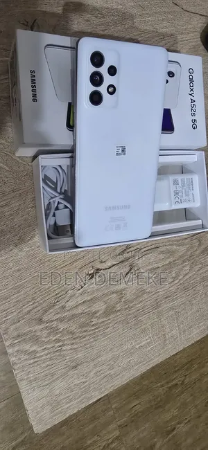 Samsung Galaxy A52s 5G 128 GB White