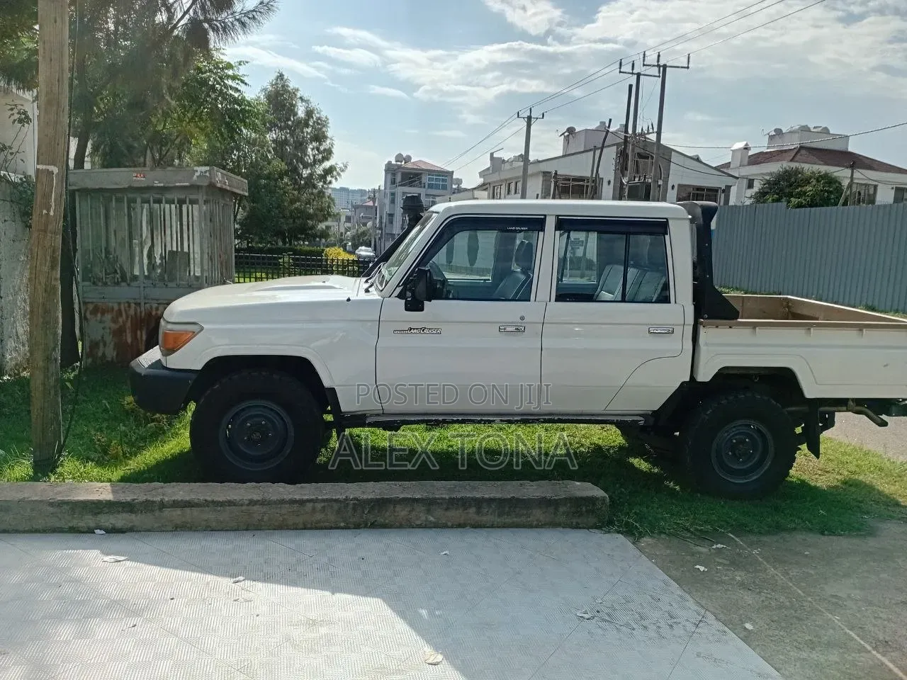 Toyota Land Cruiser 2020 White