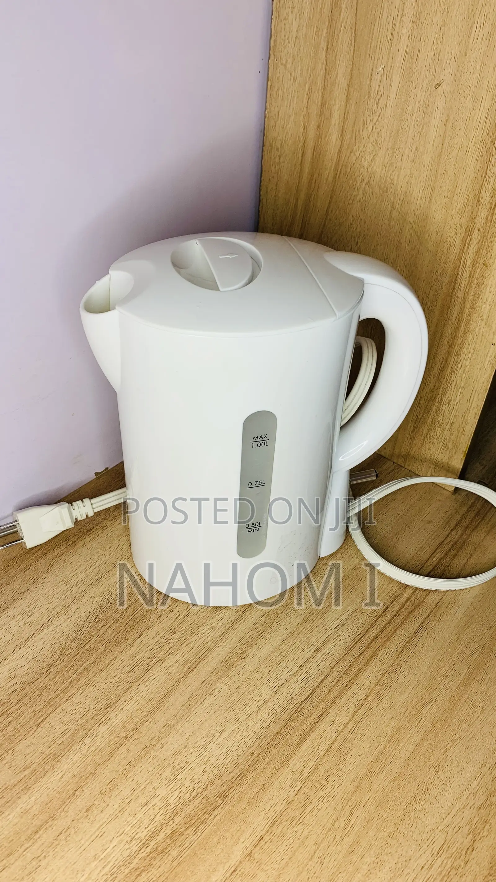 White Electric Water Kettle (1.0L) -