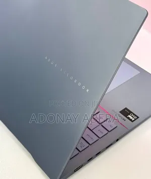 New Laptop Asus 32GB Intel Core Ultra 9 SSD 512GB