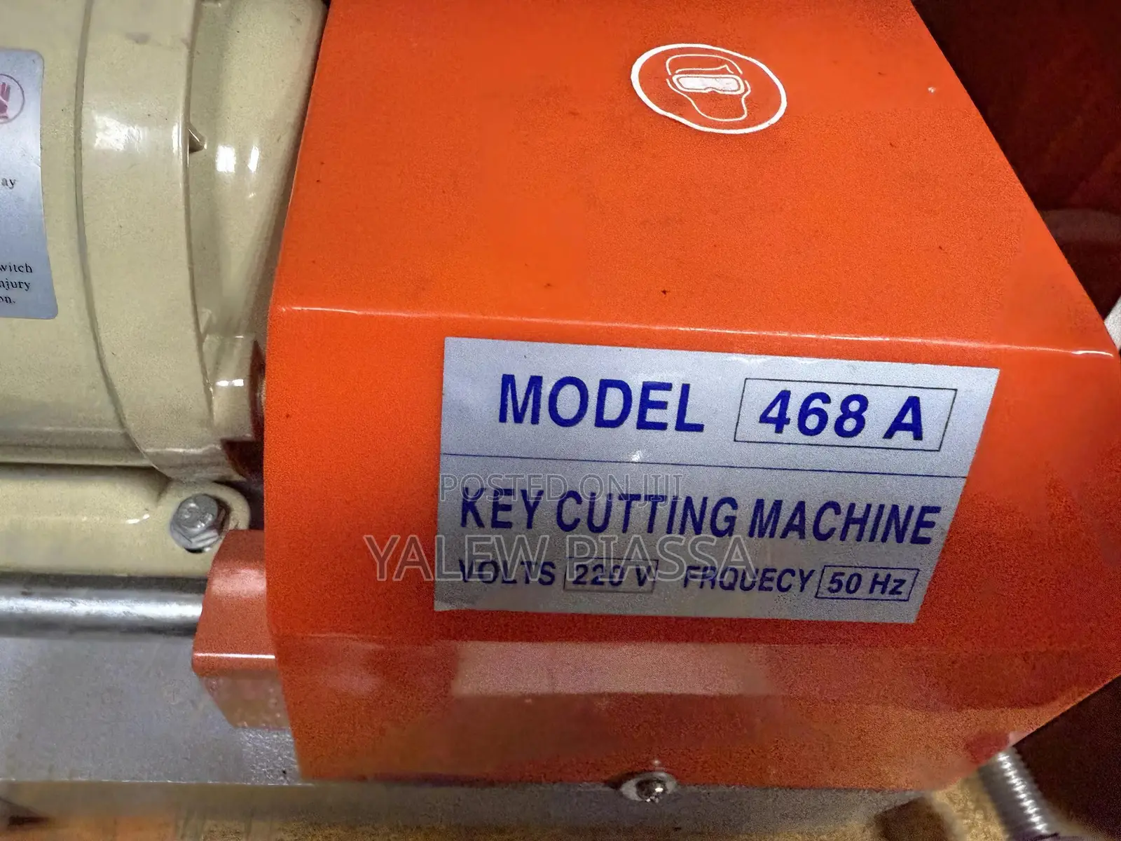 Guide & Cutter: Features a Horizontal Alignment Rod,